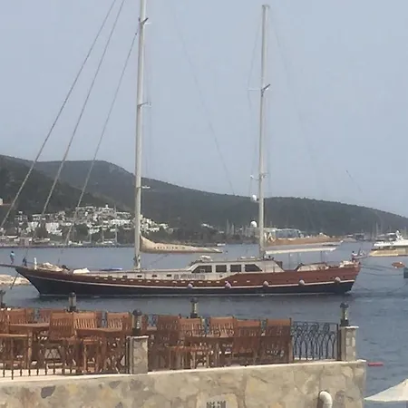 卡姆利科斯克公寓酒店