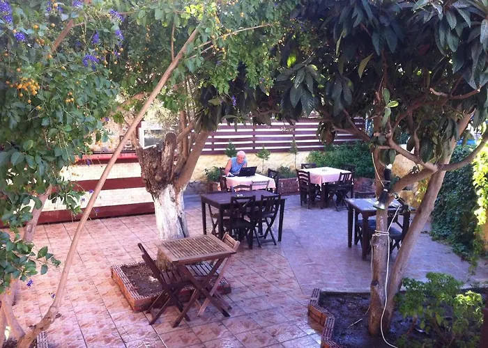 Konukevi Camlikosk 3*